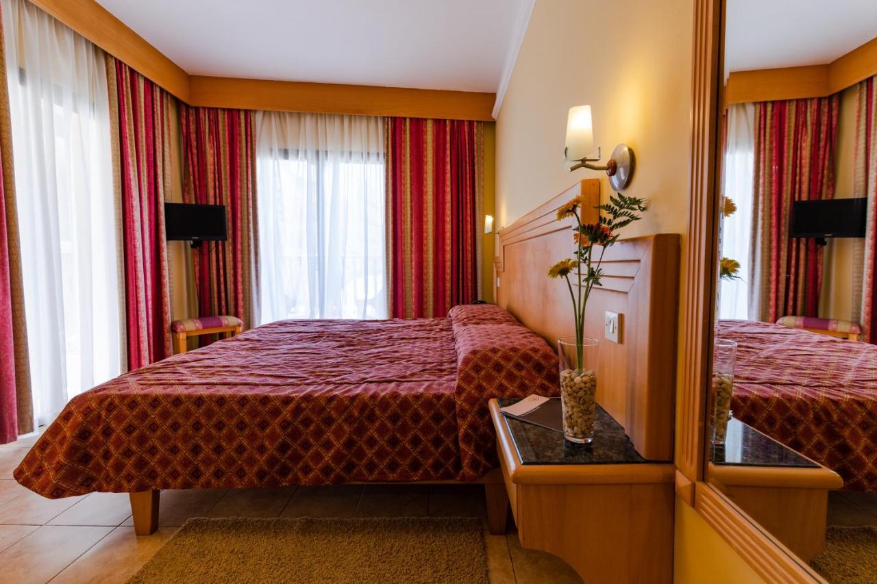 Hotel San Andrea Ксленди Екстериор снимка