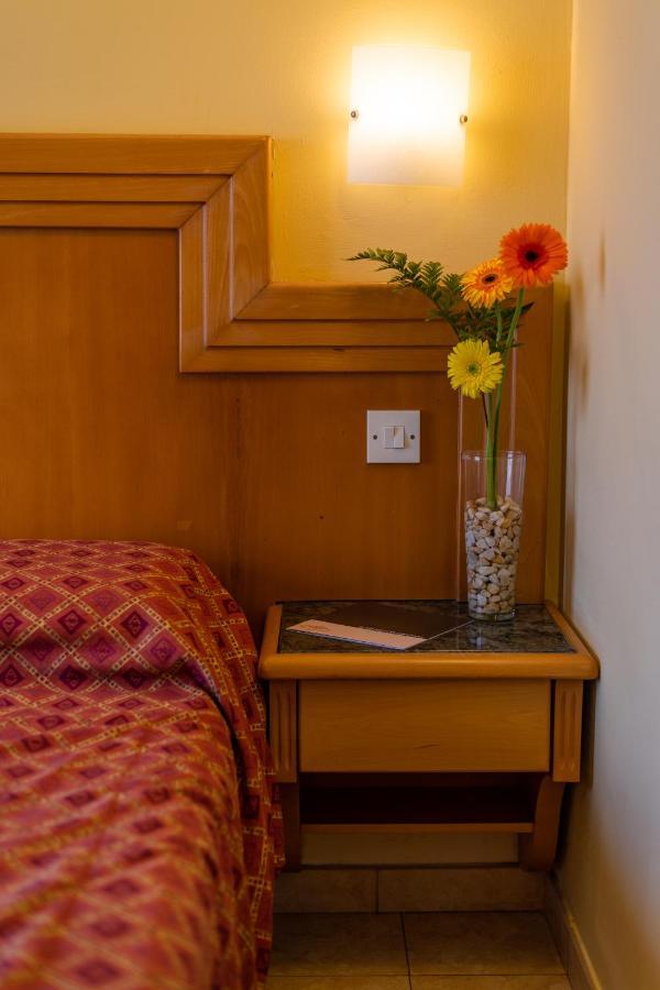 Hotel San Andrea Ксленди Екстериор снимка