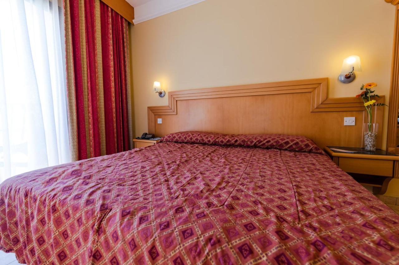 Hotel San Andrea Ксленди Екстериор снимка