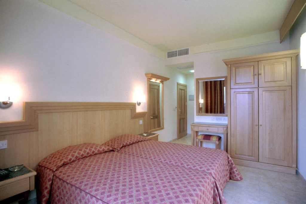 Hotel San Andrea Ксленди Екстериор снимка